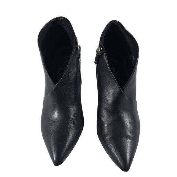 JESSICA SIMPSON! BLACK GENUINE LEATHER CRISS CROSS DEEP V FRONT BOOTS! SZ 9M - Picture 4 of 11